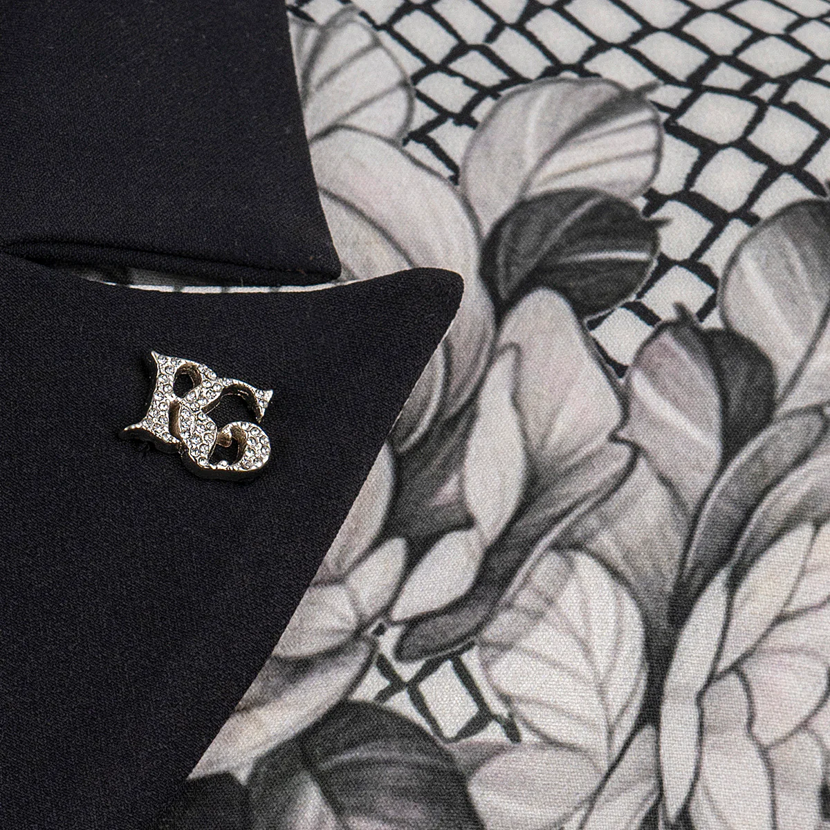 Blazer Snake Flower - Image 4