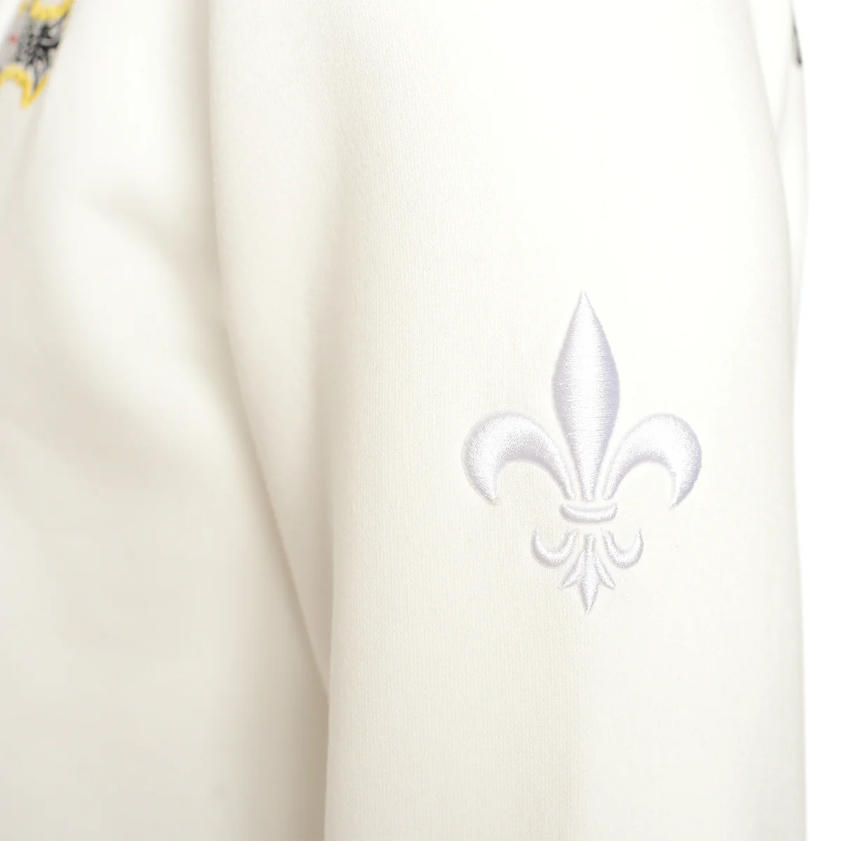 Cross-Wings Sweatjacke Offwhite - Image 7